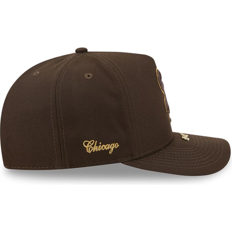 casquette-courbee-marron-snapback-9fifty-a-frame-precurved-visor-pin-chicago-white-sox-mlb-new-era casquette-courbee-marron-snapback-9fifty-a-frame-precurved-visor-pin-chicago-white-sox-mlb-new-era