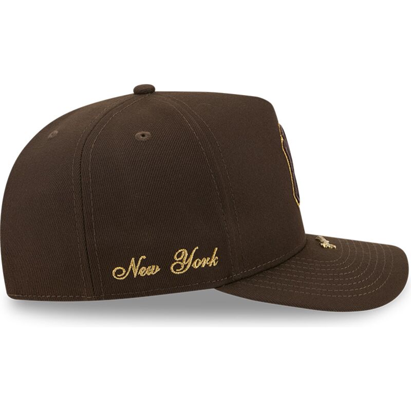 casquette-courbee-marron-snapback-9fifty-a-frame-precurved-visor-pin-new-york-yankees-mlb-new-era