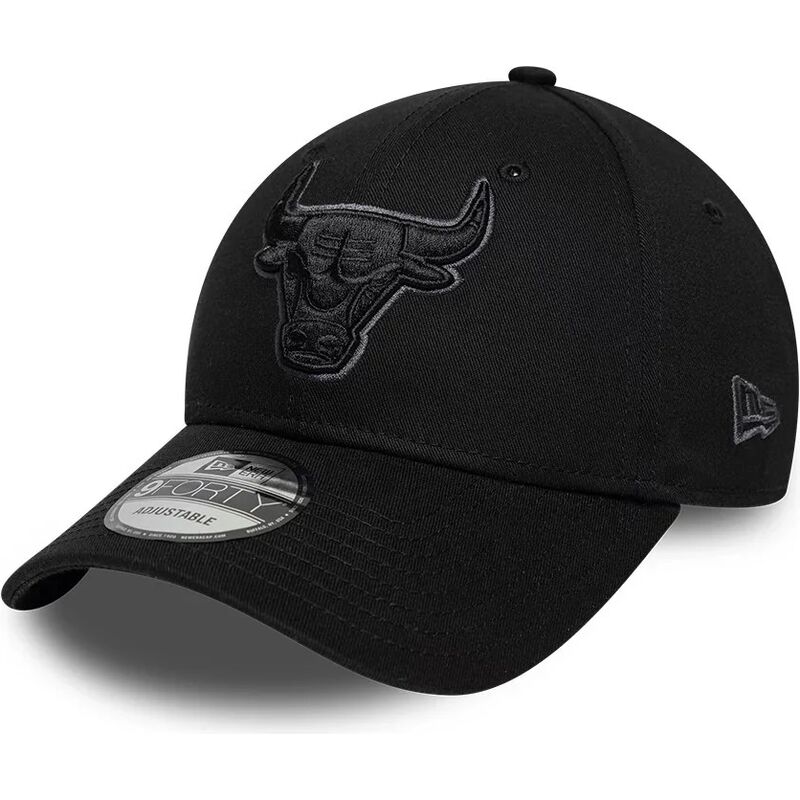 casquette-courbee-noire-ajustable-avec-logo-noir-et-grise-9forty-team-outline-chicago-bulls-nba-new-era