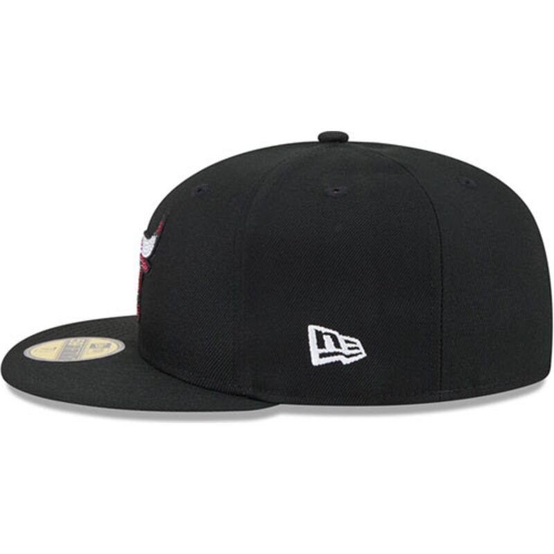 new-era-flat-brim-59fifty-rhinestone-badge-chicago-bulls-nba-black-fitted-cap new-era-flat-brim-59fifty-rhinestone-badge-chicago-bulls-nba-black-fitted-cap
