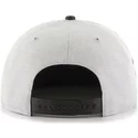 casquette-plate-grise-snapback-unie-avec-logo-lateral-mlb-newyork-yankees-47-brand